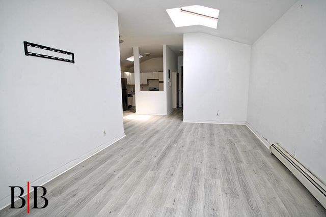 1121 E 73 Street, Brooklyn, NY 11234