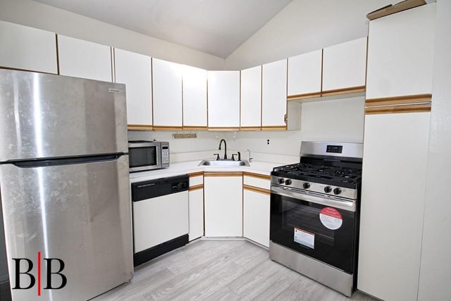 1121 E 73 Street, Brooklyn, NY 11234