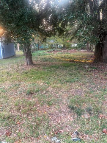 4655 Buffalo Street, Beaumont, TX 77703