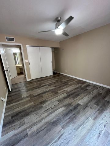 616 Executive Center Drive 104, West Palm Beach, FL 33401