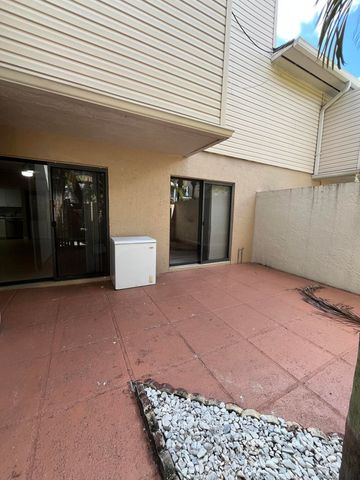 616 Executive Center Drive 104, West Palm Beach, FL 33401