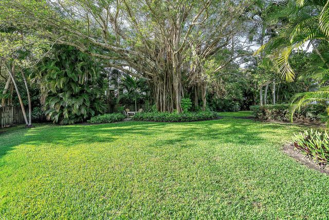 1202 N Swinton Avenue, Delray Beach, FL 33444