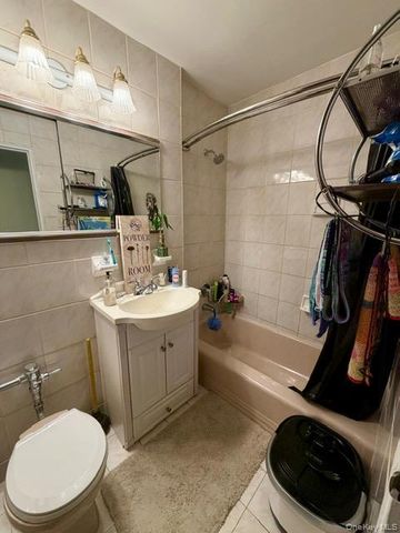 8610 151st Avenue 4C, Howard Beach, NY 11414