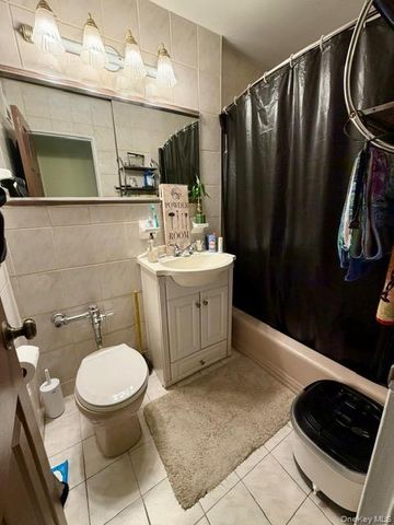 8610 151st Avenue 4C, Howard Beach, NY 11414