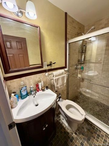 8610 151st Avenue 4C, Howard Beach, NY 11414