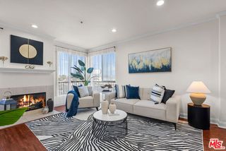 6938 Laurel Canyon Boulevard 302, North Hollywood, CA 91605