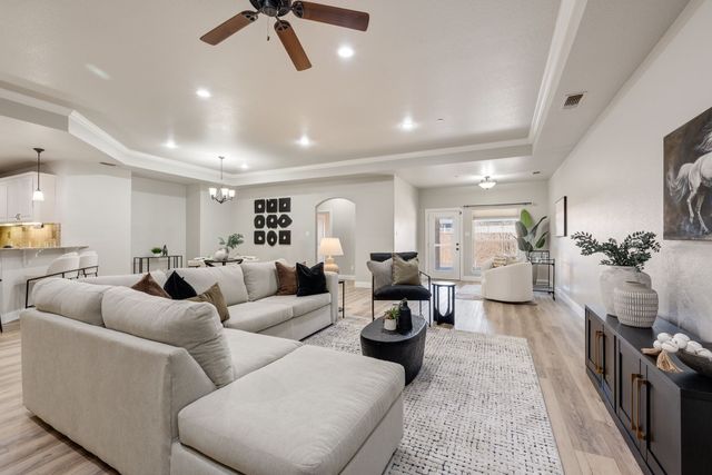 223 Wood Street 501, Grapevine, TX 76051