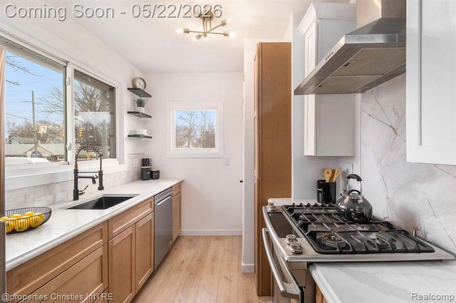 771 W Marshall Street, Ferndale, MI 48220