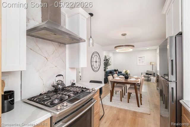 771 W Marshall Street, Ferndale, MI 48220