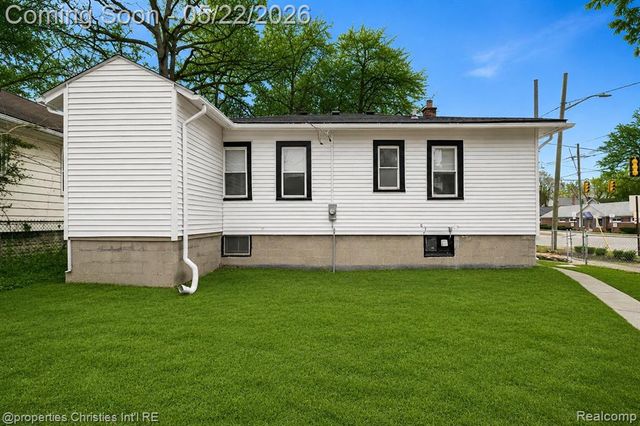771 W Marshall Street, Ferndale, MI 48220