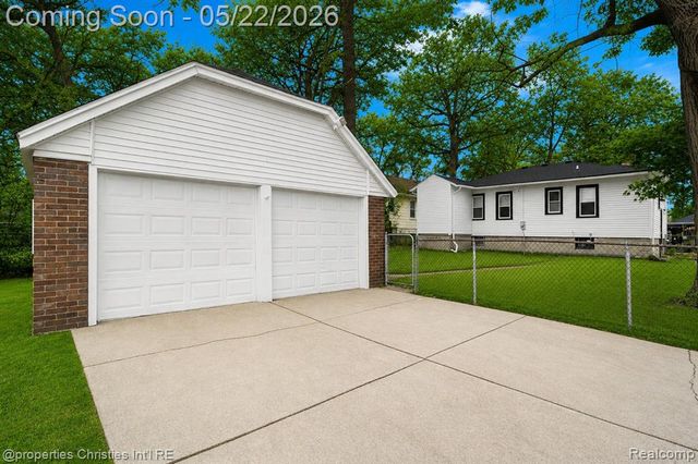 771 W Marshall Street, Ferndale, MI 48220