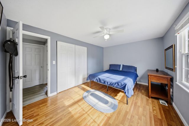 8811 Running Fox Cir, Louisville, KY 40291