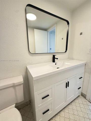 13499 Biscayne Boulevard 811, North Miami, FL 33181
