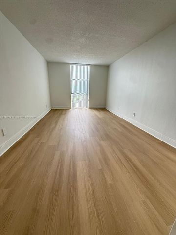 13499 Biscayne Boulevard 811, North Miami, FL 33181