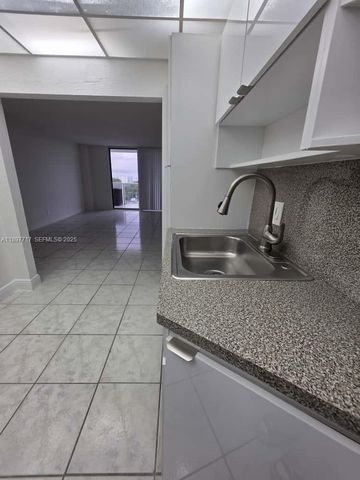 13499 Biscayne Boulevard 811, North Miami, FL 33181