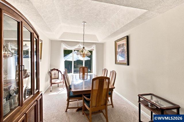 5331 Woodscape Dr SE, Salem, OR 97306