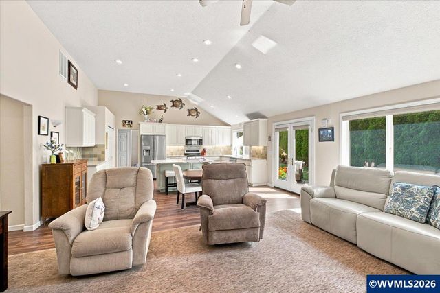 5331 Woodscape Dr SE, Salem, OR 97306