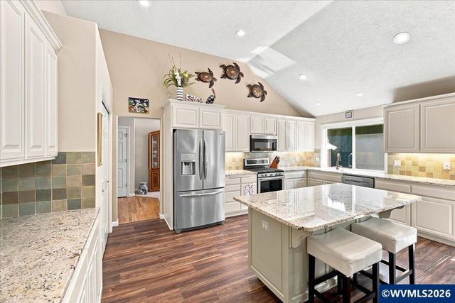 5331 Woodscape Dr SE, Salem, OR 97306