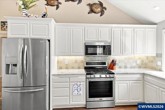 5331 Woodscape Dr SE, Salem, OR 97306