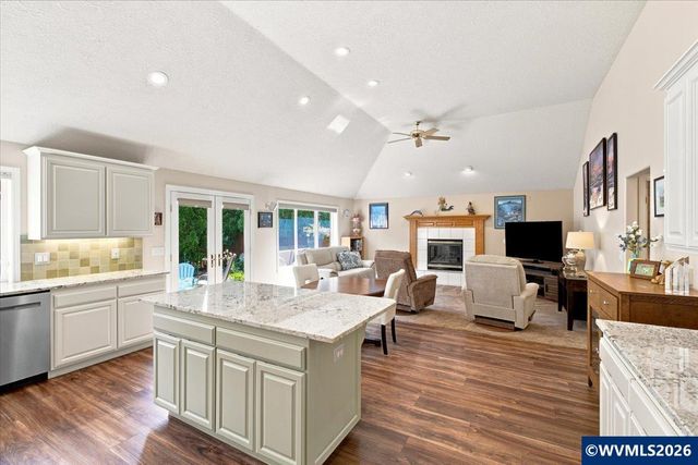 5331 Woodscape Dr SE, Salem, OR 97306