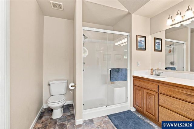 5331 Woodscape Dr SE, Salem, OR 97306