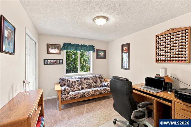 5331 Woodscape Dr SE, Salem, OR 97306