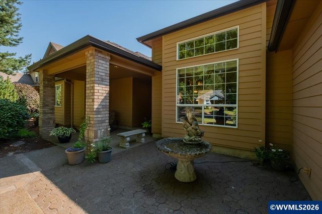 5331 Woodscape Dr SE, Salem, OR 97306