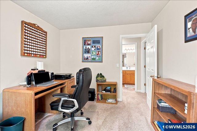 5331 Woodscape Dr SE, Salem, OR 97306