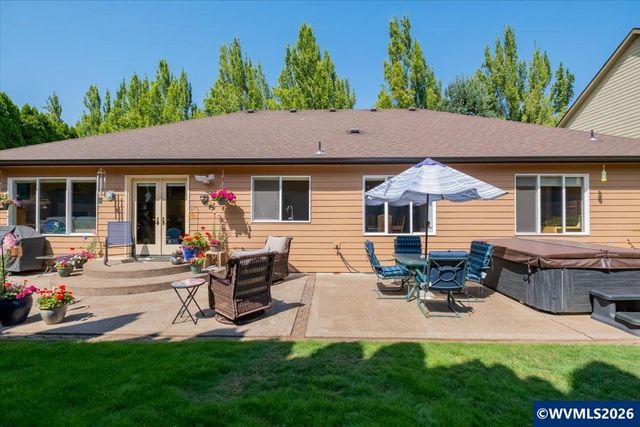 5331 Woodscape Dr SE, Salem, OR 97306
