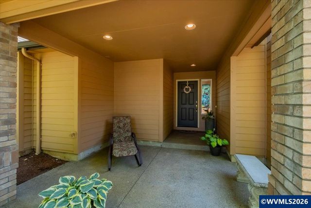 5331 Woodscape Dr SE, Salem, OR 97306