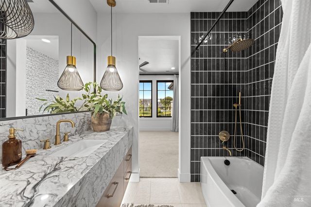 2345 S Mallard Wing Way, Eagle, ID 83616