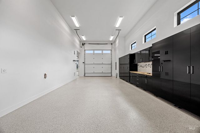 2345 S Mallard Wing Way, Eagle, ID 83616