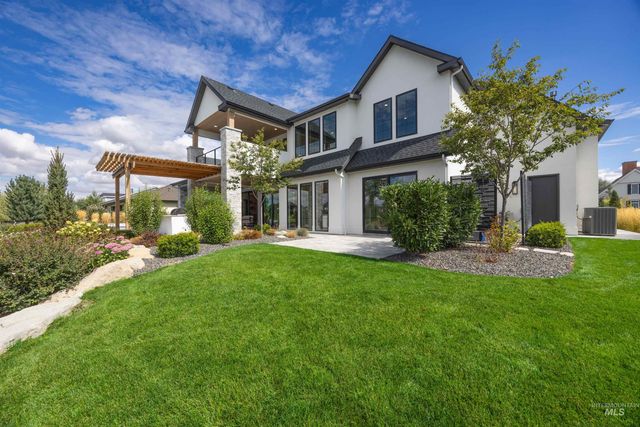 2345 S Mallard Wing Way, Eagle, ID 83616