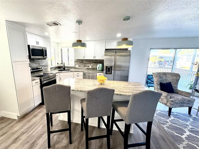 43 N EASTER ISLAND CIRCLE, Englewood, FL 34223
