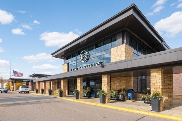 6821 Logan Avenue S, Richfield, MN 55423