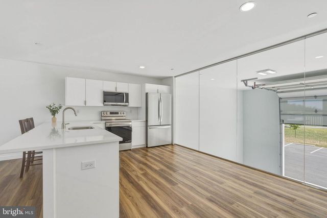 93 CORSAIR DR, Millville, NJ 08332