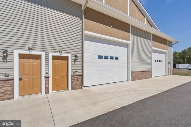 93 CORSAIR DR, Millville, NJ 08332