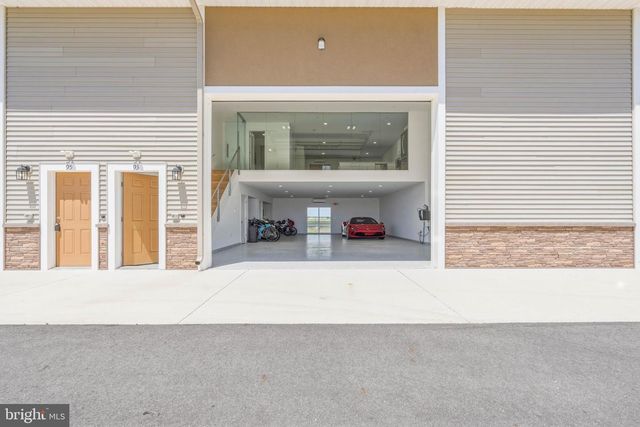 93 CORSAIR DR, Millville, NJ 08332