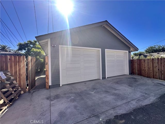 211 E Walnut 1, Monrovia, CA 91016