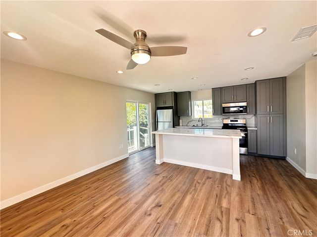 211 E Walnut 1, Monrovia, CA 91016