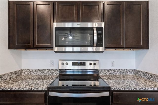 300 Jacquard Court, Troy, TX 76579