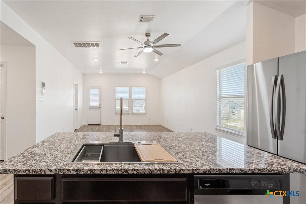 Image 13 of property listing at 300 Jacquard Court, Troy, TX 76579