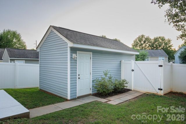 12355 Walden Lea Drive, Huntersville, NC 28078