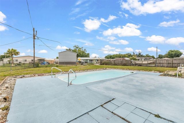 5527 FAIRWAY DRIVE S, Punta Gorda, FL 33982