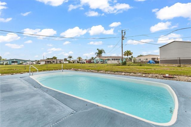 5527 FAIRWAY DRIVE S, Punta Gorda, FL 33982