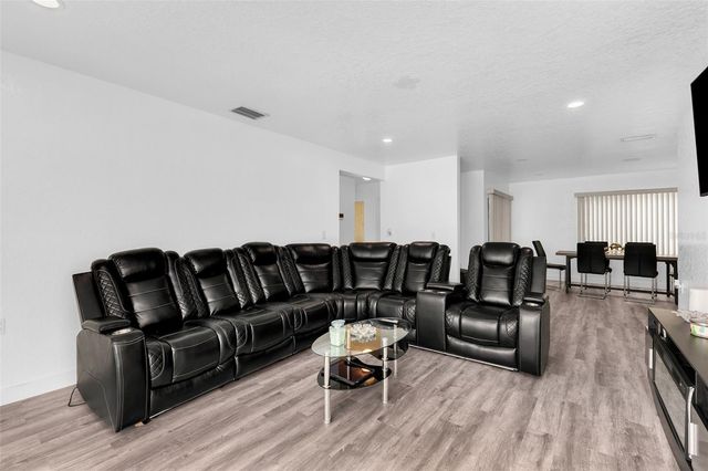 5527 FAIRWAY DRIVE S, Punta Gorda, FL 33982