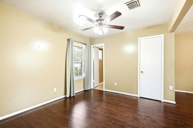 1507 Willow Rock Road, Houston, TX 77088