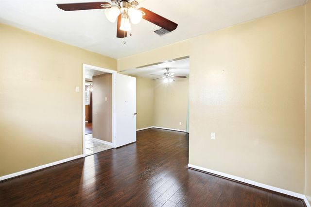 1507 Willow Rock Road, Houston, TX 77088