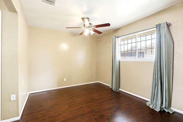 1507 Willow Rock Road, Houston, TX 77088