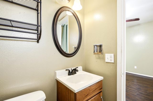 1507 Willow Rock Road, Houston, TX 77088